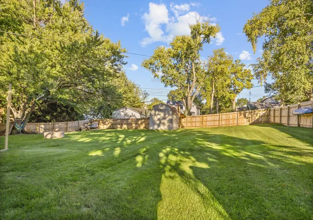 Photo 4 of Single family home for sale at 445 Stanford Dr, Marengo, IL 60152 | MLS# 12775428 | Listing updated on 2026-10-07