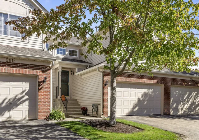 Listing Photo 1 - Condo for sale in building located at 281 Nicole Dr, South Elgin, IL 60177 - Unit #E