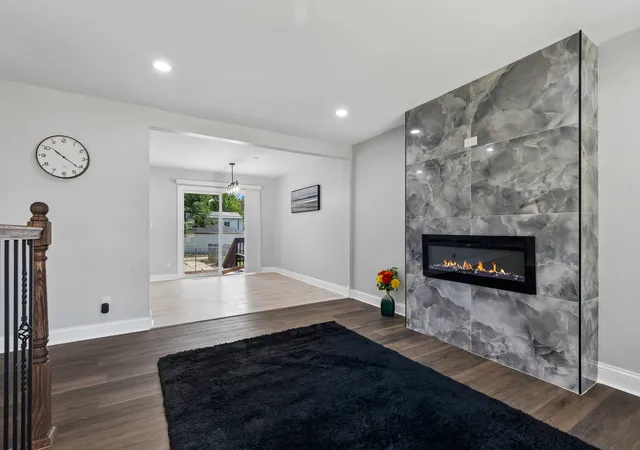 Photo 4 of Single family home for sale at 291 Clyde Ave, Calumet City, IL 60409 | MLS# 12775479 | Listing updated on 2026-10-02