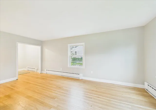 Photo 4 of Single family home for sale at 1803 Ridgeland Rd, Rockford, IL 61108 | MLS# 12775499 | Listing updated on 2026-10-08