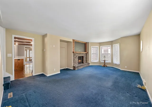 Photo 3 of Single family home for sale at 55 W Paddock St, Crystal Lake, IL 60014 | MLS# 12775508 | Listing updated on 2026-10-02
