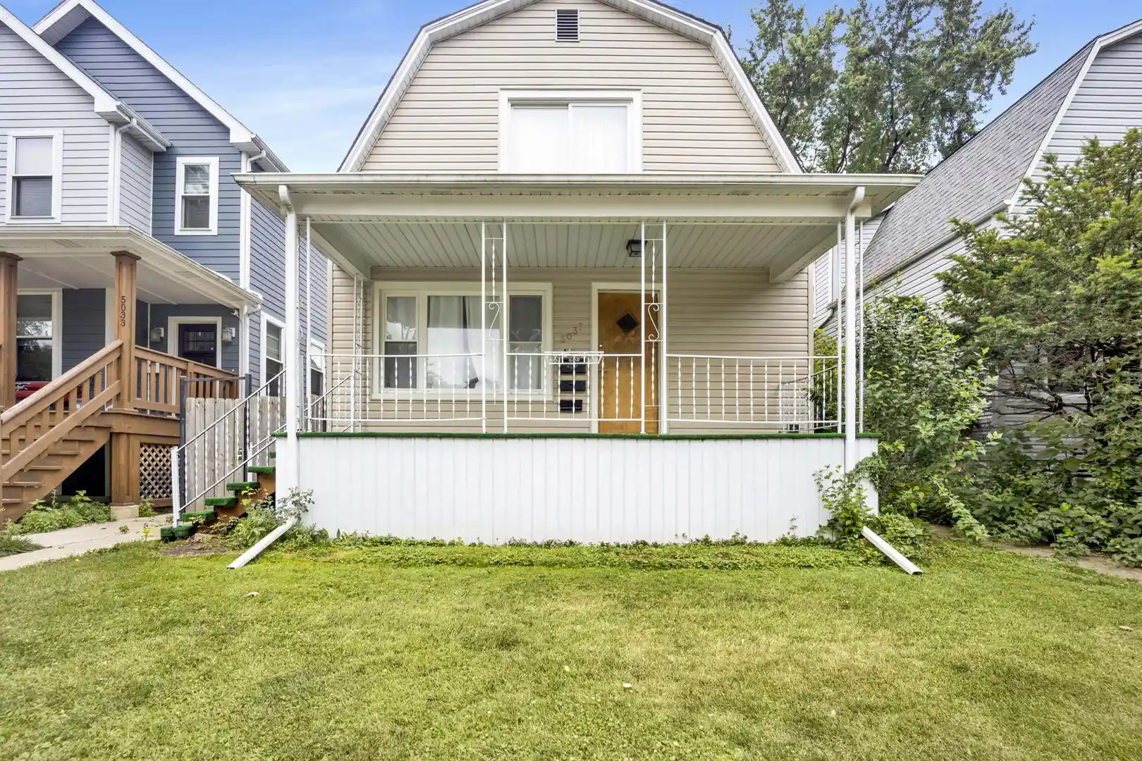 Listing Photo 2 - Condo for sale in 5037 W Winona St located at 5037 W Winona St, Chicago, IL 60630 - Unit 5037 W Winona St