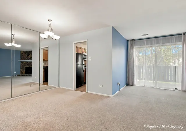 Photo 3 of Townhouse for sale at 866 E Carriage Ln #8, Palatine, IL 60074 | MLS# 12775535 | Listing updated on 2026-10-06
