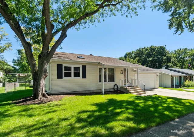 Photo 1 of Single family home for sale at 541 Dean Dr, South Elgin, IL 60177 | MLS# 12775622 | Listing updated on 2026-10-05