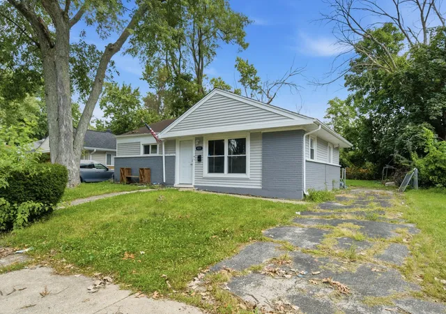 Photo 3 of Single family home for sale at 431 Neosho St, Park Forest, IL 60466 | MLS# 12775626 | Listing updated on 2026-10-02