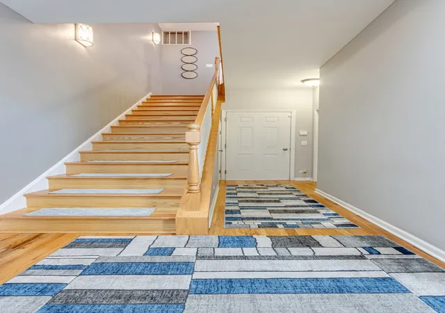Photo 4 of Townhouse for sale at 1016 Madison St, Oak Park, IL 60302 | MLS# 12775638 | Listing updated on 2026-10-08