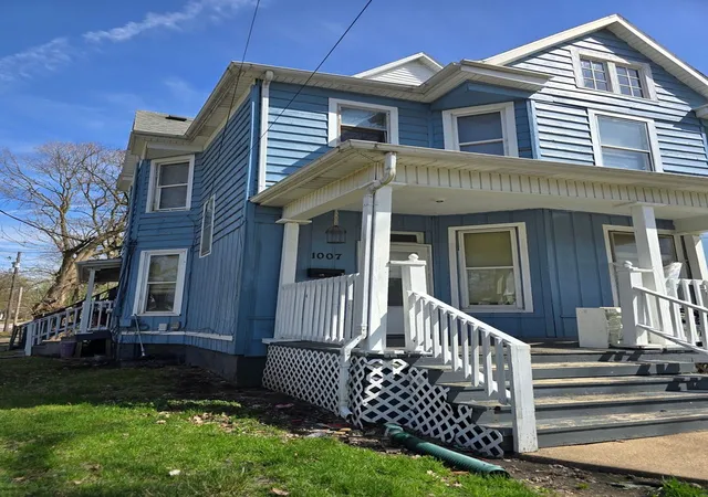 Photo 1 of Multi family home for sale at 1007 N Mason St, Bloomington, IL 61701 | MLS# 12775747 | Listing updated on 2026-10-02