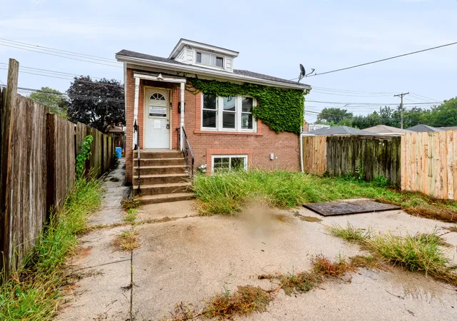 Photo 1 of Single family home for sale at 1743 N Natchez Ave, Chicago, IL 60707 | MLS# 12775752 | Listing updated on 2026-10-05