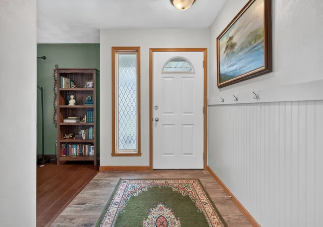 Photo 3 of Single family home for sale at 524 Merilot Dr, Roscoe, IL 61073 | MLS# 12775759 | Listing updated on 2026-10-02