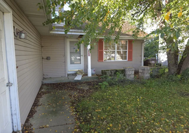 Photo 3 of Single family home for sale at 9235 Segunda Ln, Machesney Park, IL 61115 | MLS# 12775771 | Listing updated on 2026-10-02
