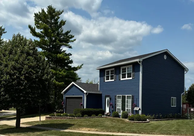 Photo 1 of Single family home for sale at 130 Lasalle Rd, Streamwood, IL 60107 | MLS# 12775781 | Listing updated on 2026-10-02