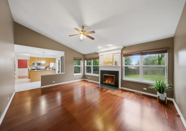 Photo 4 of Single family home for sale at 73 Fieldstone Dr, Lake Villa, IL 60046 | MLS# 12775823 | Listing updated on 2026-10-02