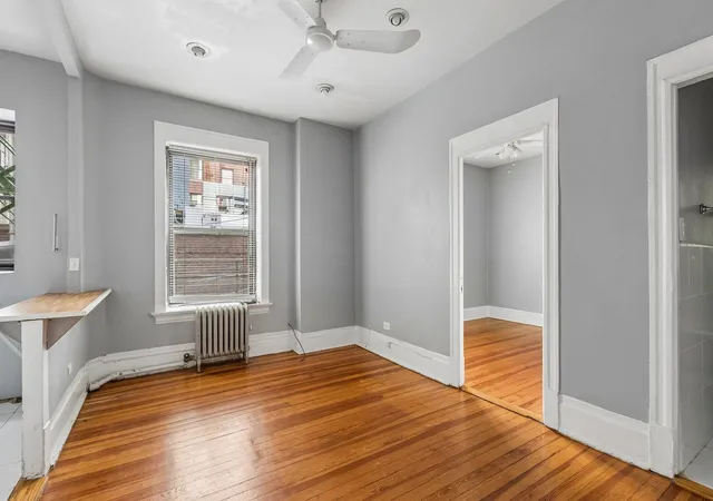 Listing Photo 3 - Condo for sale in building located at 20 E Goethe St, Chicago, IL 60610 - Unit #206