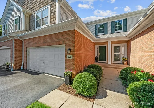 Photo 3 of Townhouse for sale at 375 Wolcott Ln #375, Batavia, IL 60510 | MLS# 12775843 | Listing updated on 2026-10-02