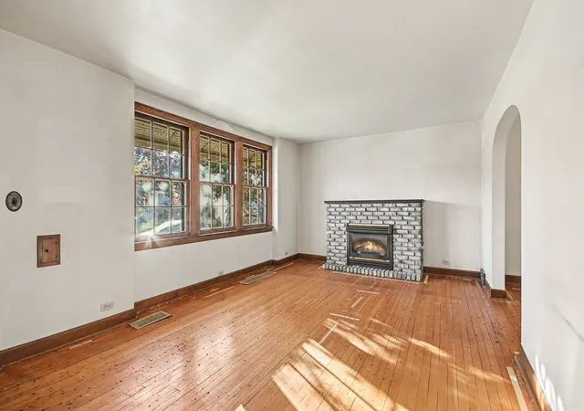 Photo 4 of Single family home for sale at 3514 N Opal Ave, Chicago, IL 60634 | MLS# 12775845 | Listing updated on 2026-10-07