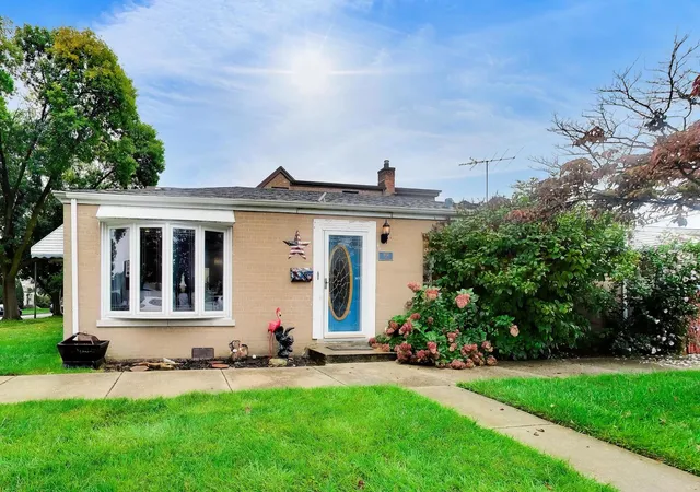 Single family home for sale at 3858 N Pontiac Ave, Chicago, IL 60634 | MLS# 12775871