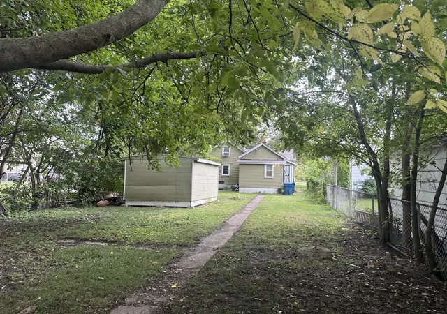 Photo 4 of Single family home for sale at 225 N West Ave, Kankakee, IL 60901 | MLS# 12775893 | Listing updated on 2026-10-08