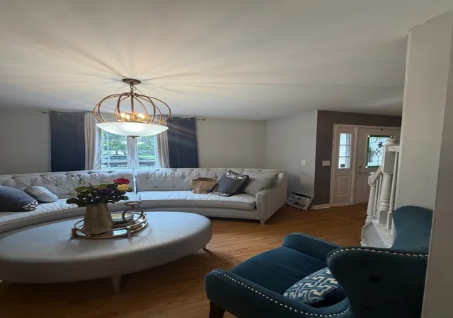 Photo 3 of Single family home for sale at 1902 Chestnut Grv Dr, Plainfield, IL 60586 | MLS# 12775900 | Listing updated on 2026-10-02