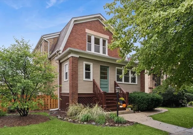 Photo 1 of Single family home for sale at 612 Hannah Ave, Forest Park, IL 60130 | MLS# 12775935 | Listing updated on 2026-10-08