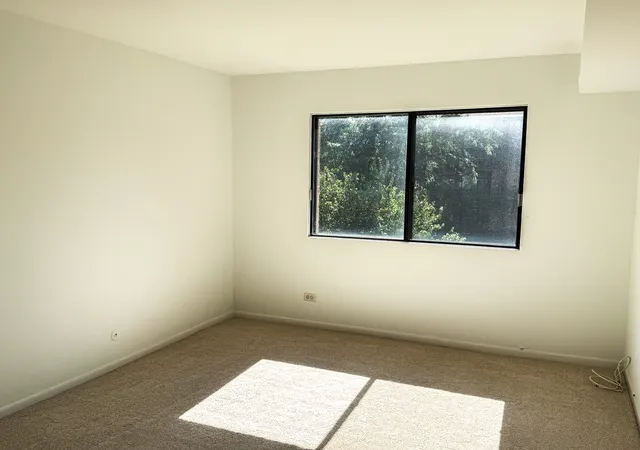 Listing Photo 4 - Condo for sale in building located at 460 N Main St, Wauconda, IL 60084 - Unit #N306A