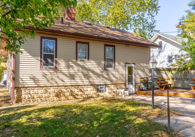 Photo 1 of Single family home for sale at 894 S Osborn Ave, Kankakee, IL 60901 | MLS# 12775995 | Listing updated on 2026-10-29