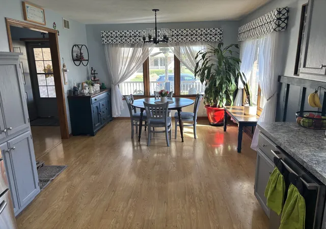 Photo 4 of Townhouse for sale at 831 Deerpath Ln, Elwood, IL 60421 | MLS# 12775998 | Listing updated on 2026-10-09