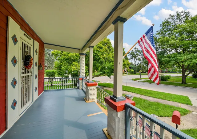 Photo 3 of Single family home for sale at 3502 Rosemear Ave, Brookfield, IL 60513 | MLS# 12775999 | Listing updated on 2026-10-08