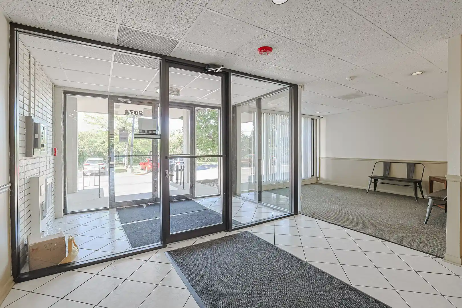 Listing Photo 2 - Condo for sale in 9078 Heathwood Dr located at 9078 Heathwood Dr, Niles, IL 60714 - Unit #2B