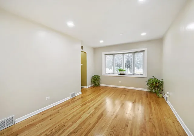 Photo 4 of Single family home for sale at 3413 S 54th Avenue, Cicero, IL 60804 | MLS# 12776018 | Listing updated on 2026-10-08