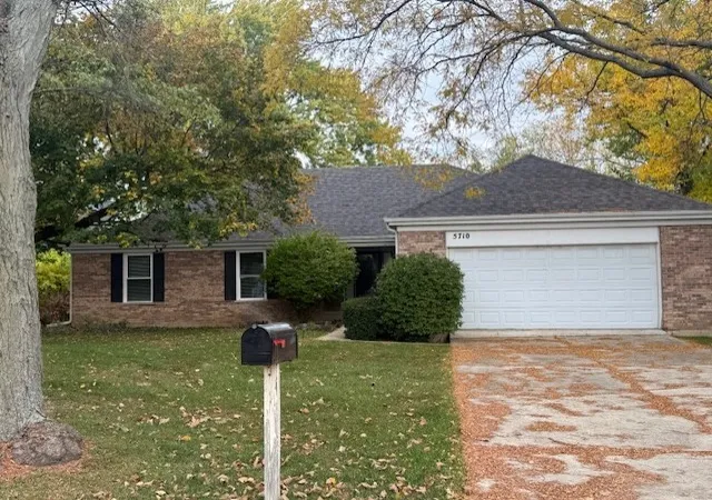 Single family home for sale at 5710 Silentbrook Ln, Rolling Meadows, IL 60008 | MLS# 12776030