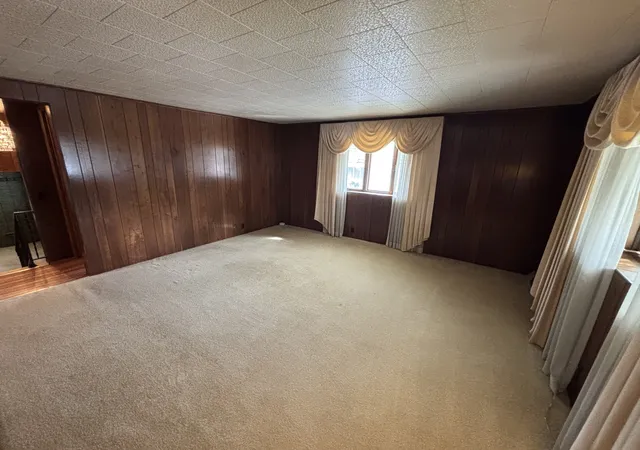 Photo 3 of Single family home for sale at 1020 S Ledford St, Harrisburg, IL 62946 | MLS# 12776040 | Listing updated on 2026-10-03