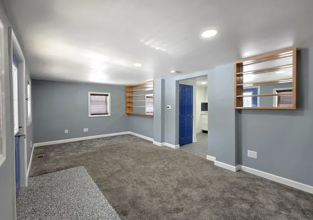 Photo 4 of Single family home for sale at 6n221 Virginia Rd, Roselle, IL 60172 | MLS# 12776042 | Listing updated on 2026-10-08