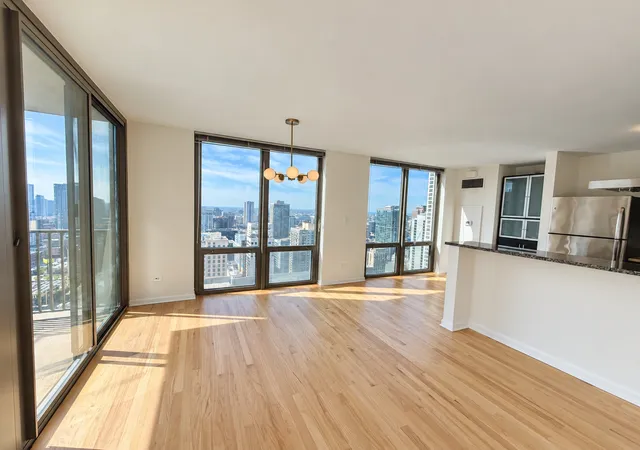 Photo 4 of Condo for sale at 2 E Erie St #3205, Chicago, IL 60611 | MLS# 12776043 | Listing updated on 2026-10-08