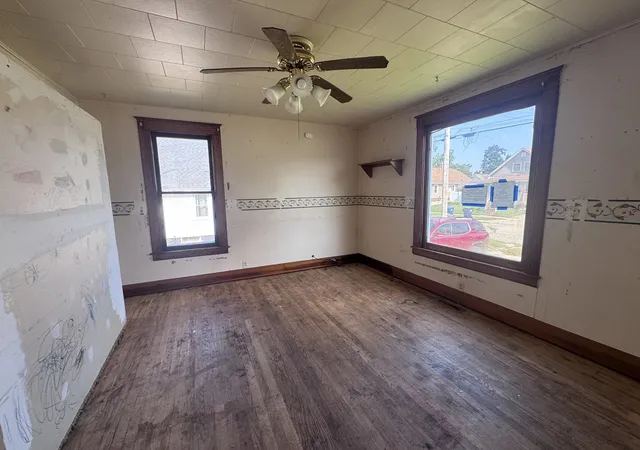 Photo 3 of Single family home for sale at 837 Rockwell St, Kewanee, IL 61443 | MLS# 12776051 | Listing updated on 2026-10-08