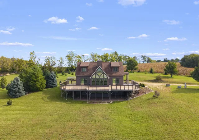Photo 2 of Single family home for sale at 14949 Saunders Rd, Pecatonica, IL 61063 | MLS# 12776060 | Listing updated on 2026-10-05