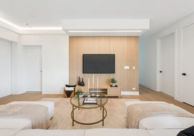 Listing Photo 2 - Condo for sale in building located at 1656 N Bosworth Ave, Chicago, IL 60642 - Unit #3N