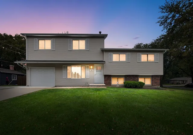 Single family home for sale at 238 E Briarcliff Rd, Bolingbrook, IL 60440 | MLS# 12776091
