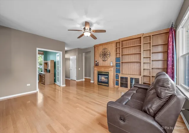 Photo 4 of Single family home for sale at 11977 Stonewater Xing, Huntley, IL 60142 | MLS# 12776108 | Listing updated on 2026-10-09