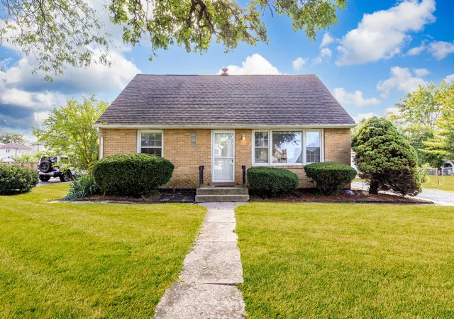 Photo 1 of Single family home for sale at 6439 W 81st Place, Burbank, IL 60459 | MLS# 12776147 | Listing updated on 2026-10-05