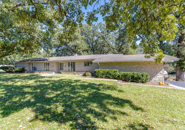 Photo 1 of Single family home for sale at 32841 N Fish Lake Rd, Round Lake, IL 60073 | MLS# 12776151 | Listing updated on 2026-10-07