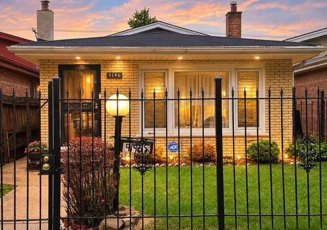 Photo 4 of Single family home for sale at 9146 S Woodlawn Ave, Chicago, IL 60619 | MLS# 12776179 | Listing updated on 2026-10-09