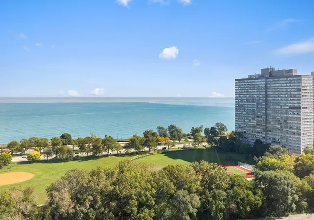 Photo 2 of Condo for sale at 4800 S Lake Park Ave #2102, Chicago, IL 60615 | MLS# 12776233 | Listing updated on 2026-10-10