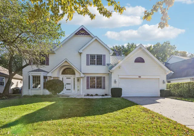Photo 1 of Single family home for sale at 1150 Prairie Dr, Algonquin, IL 60102 | MLS# 12776234 | Listing updated on 2026-10-09