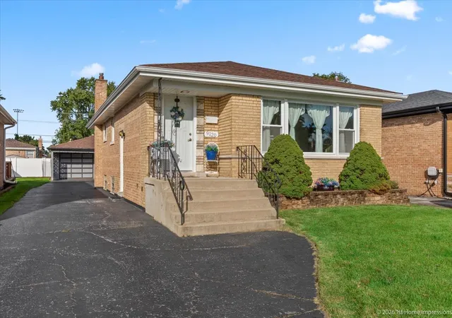 Photo 2 of Single family home for sale at 9120 S Clifton Park Ave, Evergreen Park, IL 60805 | MLS# 12776273 | Listing updated on 2026-10-07