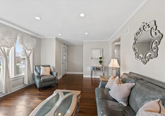 Photo 3 of Single family home for sale at 9120 S Clifton Park Ave, Evergreen Park, IL 60805 | MLS# 12776273 | Listing updated on 2026-10-07