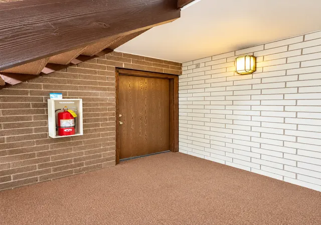 Photo 3 of Condo for sale at 1239 Chalet Rd #101, Naperville, IL 60563 | MLS# 12776283 | Listing updated on 2026-10-07