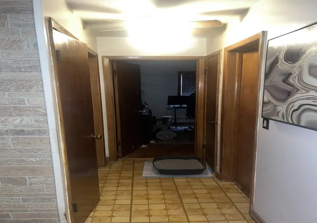 Listing Photo 5 - Condo for sale in building located at 720 N Austin Blvd, Oak Park, IL 60302 - Unit #2SW