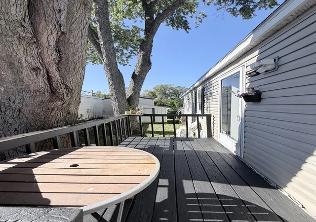 Photo 13 of Manufactured home for sale at 232 Central Skokie Rd #232, Lake Bluff, IL 60044 | MLS# 12776308 | Listing updated on 2026-10-05
