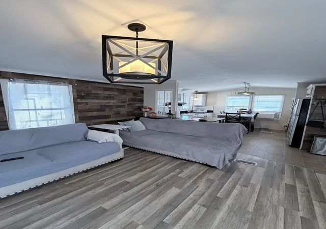 Photo 4 of Manufactured home for sale at 232 Central Skokie Rd #232, Lake Bluff, IL 60044 | MLS# 12776308 | Listing updated on 2026-10-05