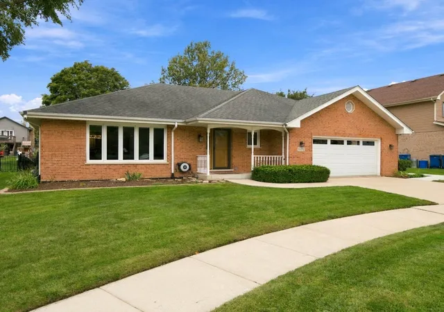 Photo 2 of Single family home for sale at 16432 Pear Ave, Orland Park, IL 60467 | MLS# 12776320 | Listing updated on 2026-10-03
